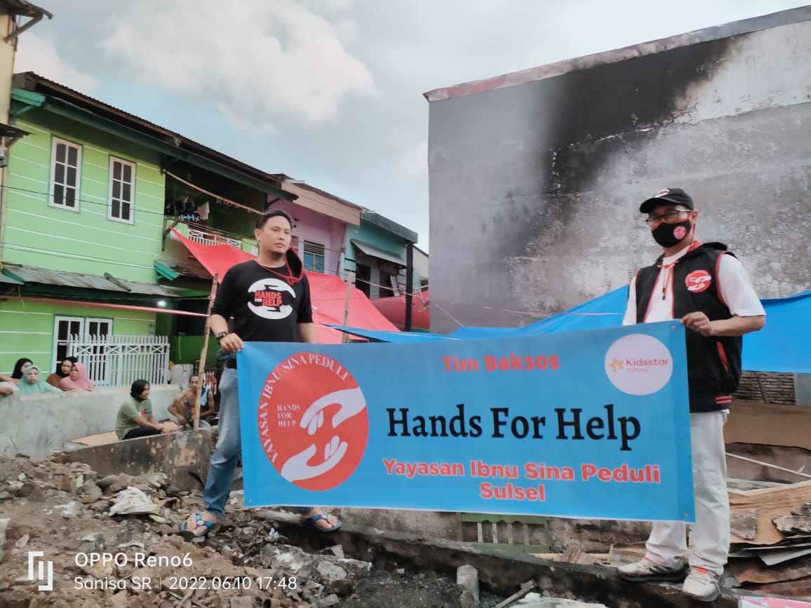 Hands For Help Salurkan Bantuan Kepada Terdampak Kebakaran di Maccini
