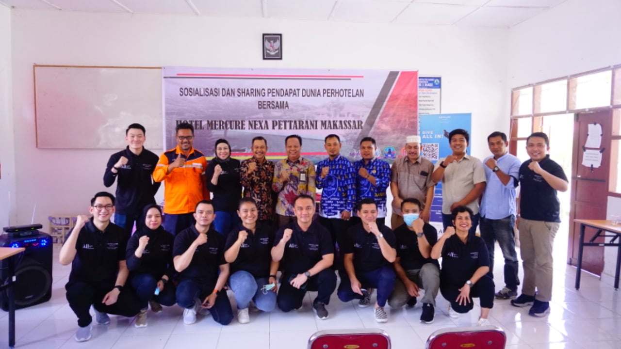 Mercure Makassar Gelar Sosialisasi dan Edukasi Dunia Perhotelan di SMKN 5 Barru.