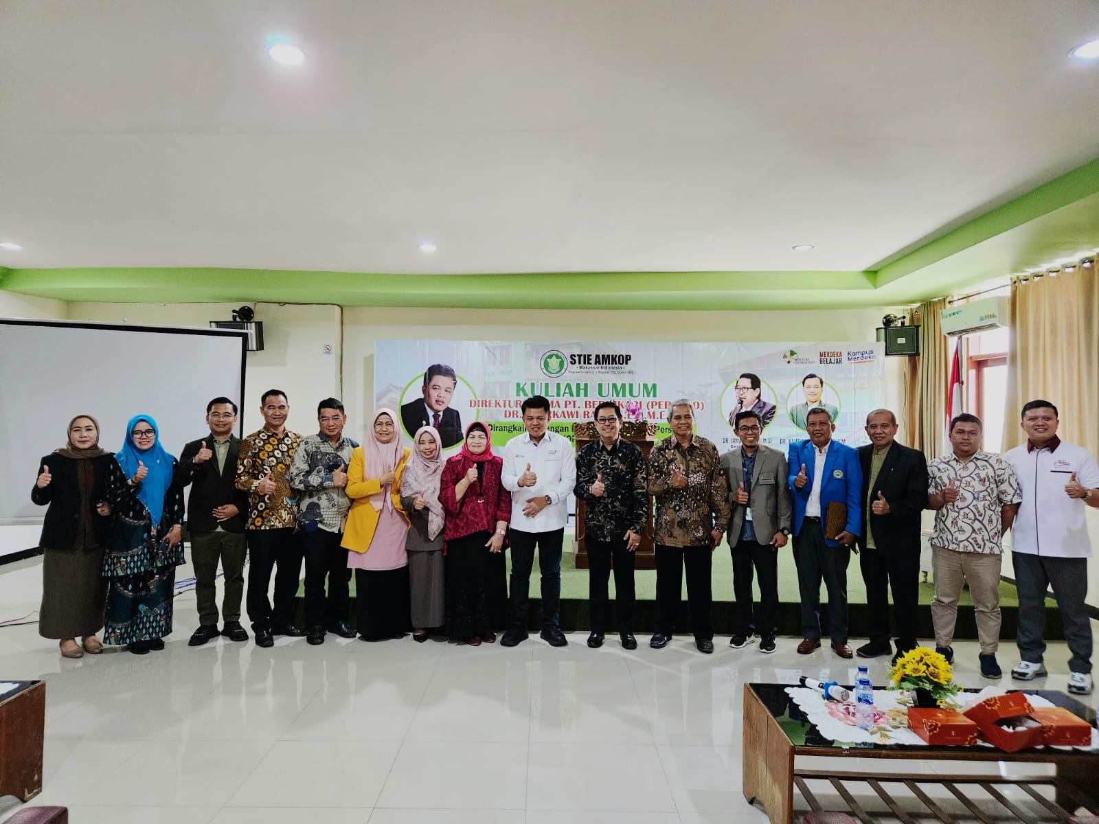 MoU PT Berdikari-STIE AMKOP Makassar Dihadiri para Pimpinan PTS Sulsel dan Sultra. (Foto: Dok.Istimewa).