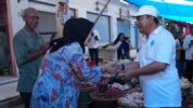 Pj Gubernur Sulsel Jalan Santai dan Mampir di Pasar Bantaeng