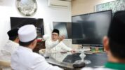 Ramdhan Pomanto saat menerima audiensi Dewan Kemakmuran Masjid Kubah 99 Asmaul Husna di Kediamannya, Jumat (29/3/2024).