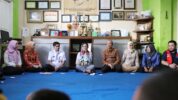 Menteri PPPA Berkunjung Ke Shelter Warga Pattingalloang, Barukang III, Kecamatan Ujung Tanah, Kota Makassar.