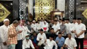 Wali Kota Makassar Danny Pomanto dan Istri Serta Jajaran OPD Dalam Kegiatan Gerakan Makassar Shalat Subuh Berjamaah