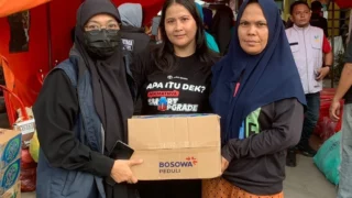 Bosowa Peduli Salurkan Bantuan untuk Korban Kebakaran di Tamalate Makassar