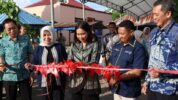 Pengguntingan Pita Dalam Rangka Program Pengabdian Kepada Masyarakat (PKM) Di Lingkungan Politeknik Pariwisata Makassar