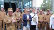 Mendes PDT Yandri Susanto, Bersama Wamendes PDT, Ahmad Riza Patria Saat Peluncuran Koperasi Desa Merah Putih di Papua