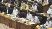 Menteri Energi dan Sumber Daya Manusia (ESDM), Bahlil Lahadalia Saat Rapat dengan Komisi XII DPR RI, Rabu (2/7/2025)