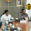 Wakil Menteri Transmigrasi, Viva Yoga Mauladi, Saat Melakukan Rapat Koordinasi dengan Wakil Menteri ESDM, Yuliot Tanjung di Gedung Dirjen Ketenagalistrikan Kementerian ESDM, Jakarta, (2/9/2025).