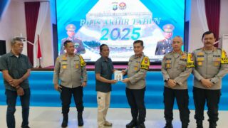 JMSI Kepri Serahkan Buku 'Tolak Jadi Korban TPPO' Kepada Kapolda dan Wakapolda Kepri