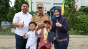 Dua Siswa Kota Bekasi M Khalifah Azka A dari SD Negeri Jatiasih dan Rhanie Aurelie dari SMP Global Persada School Raih Prestasi Internasional